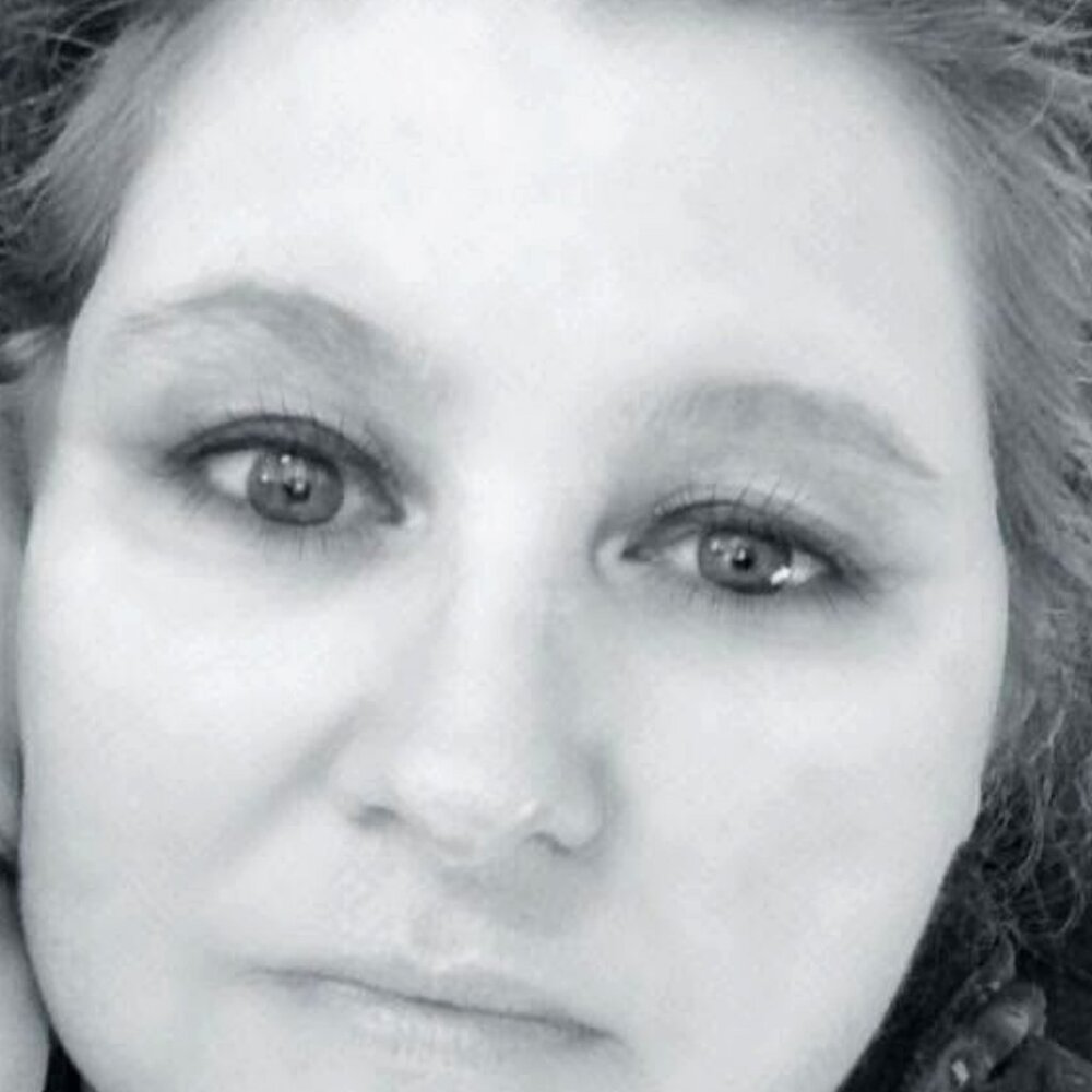 Meet your Posher, Connie!